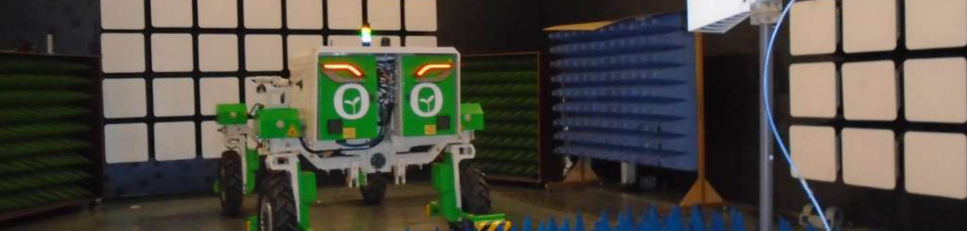 Robot in a EMC cage