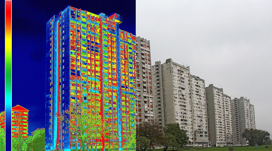 Un bâtiment dont la moitié est représentée sous forme d'analyse numérique